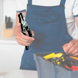 Alicate Universal Profissional 9 polegadas - Titanium